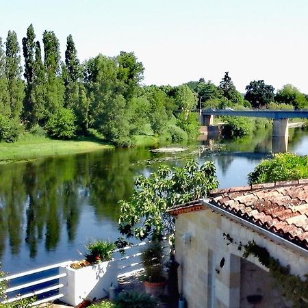 Bed and Breakfast Au Bord De L'Eau Pessac-sur-Dordogne Exterior foto