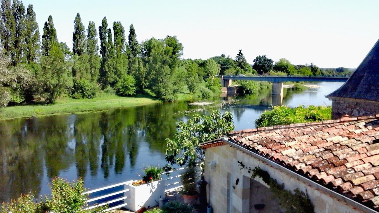 Bed and Breakfast Au Bord De L'Eau Pessac-sur-Dordogne Exterior foto